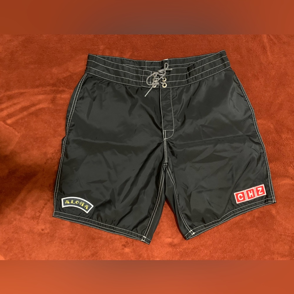 Birdwell Aloha board shorts size 35